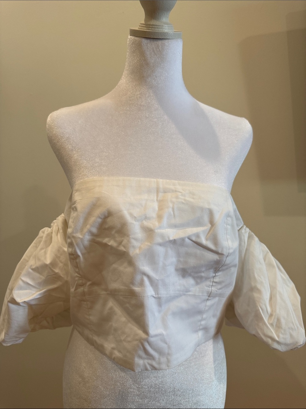 Abercrombie & Fitch Off-Shoulder Puff-Sleeve Top - Cream